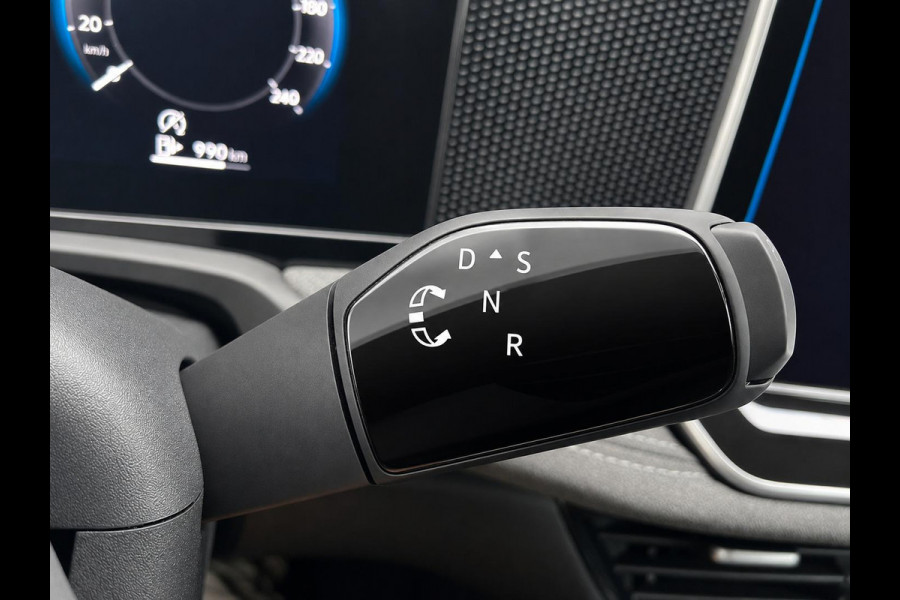 Volkswagen Passat Variant 1.5 eTSI Business Navigatie Apple Carplay Android Auto Camera Parkeerhulp Adaptive Cruise Control Stoel- en stuurverwarming  Virtual Cockpit Climate Control Lichtmetalen velgen