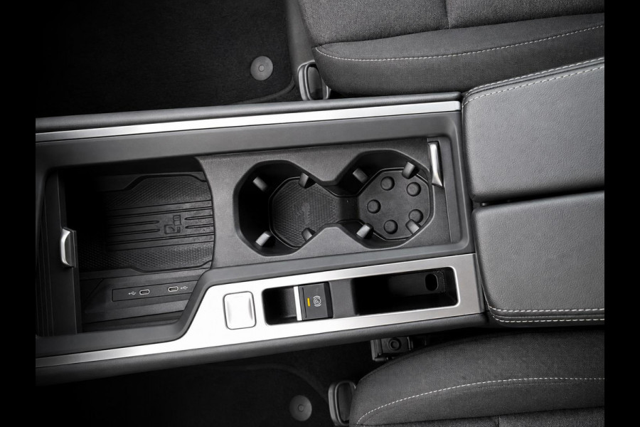 Volkswagen Passat Variant 1.5 eTSI Business Navigatie Apple Carplay Android Auto Camera Parkeerhulp Adaptive Cruise Control Stoel- en stuurverwarming  Virtual Cockpit Climate Control Lichtmetalen velgen