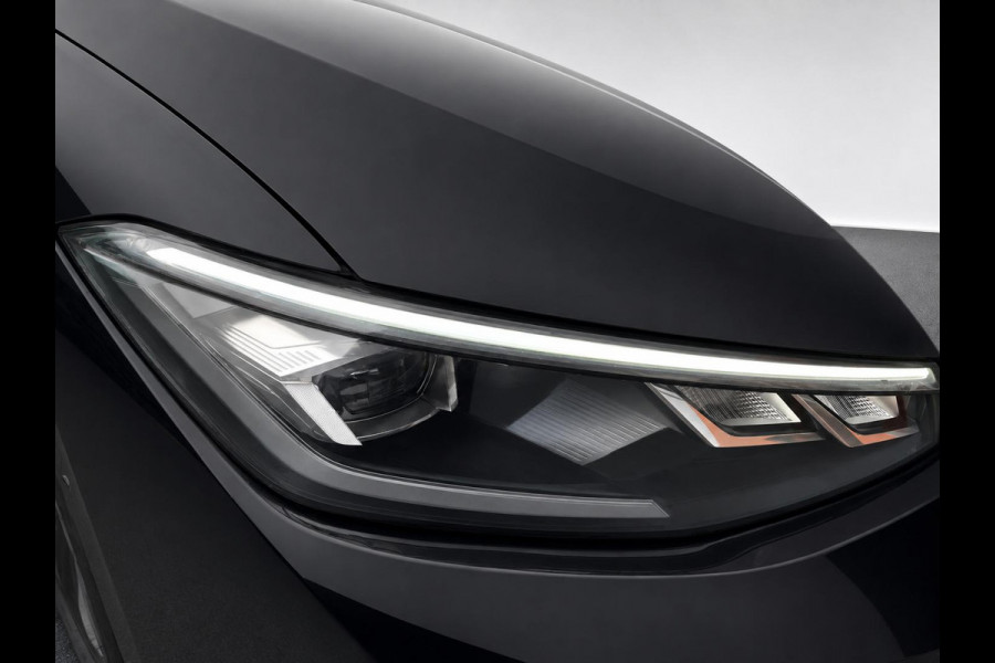 Volkswagen Passat Variant 1.5 eTSI Business Navigatie Apple Carplay Android Auto Camera Parkeerhulp Adaptive Cruise Control Stoel- en stuurverwarming  Virtual Cockpit Climate Control Lichtmetalen velgen