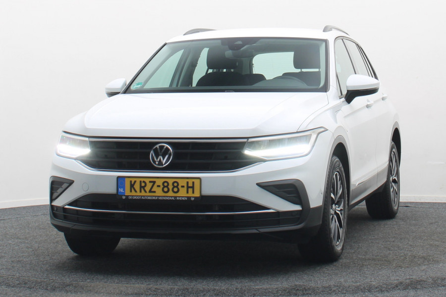 Volkswagen Tiguan 1.4 TSI DSG Plug-in Hybrid Life Navigatie, Camera, Apple CarPlay, ACC, Stoelverwarming, 17”, SOH 90.7%