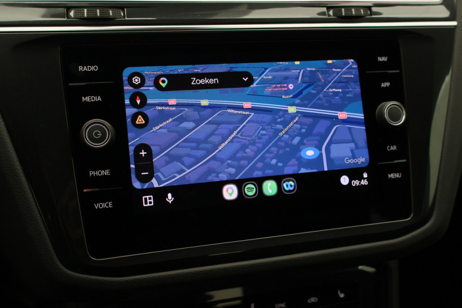 Volkswagen Tiguan 1.4 TSI DSG Plug-in Hybrid Life Navigatie, Camera, Apple CarPlay, ACC, Stoelverwarming, 17”, SOH 90.7%