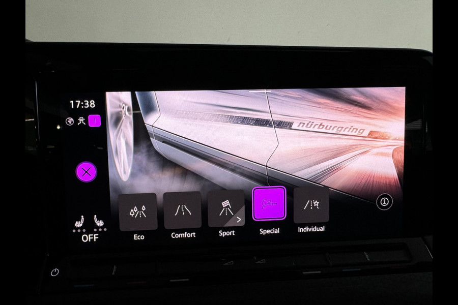 Volkswagen Golf 2.0 TSI GTI Pano|BTW|H/K|HuD|Nürburgring|Dodehoek|Camera|Keyless