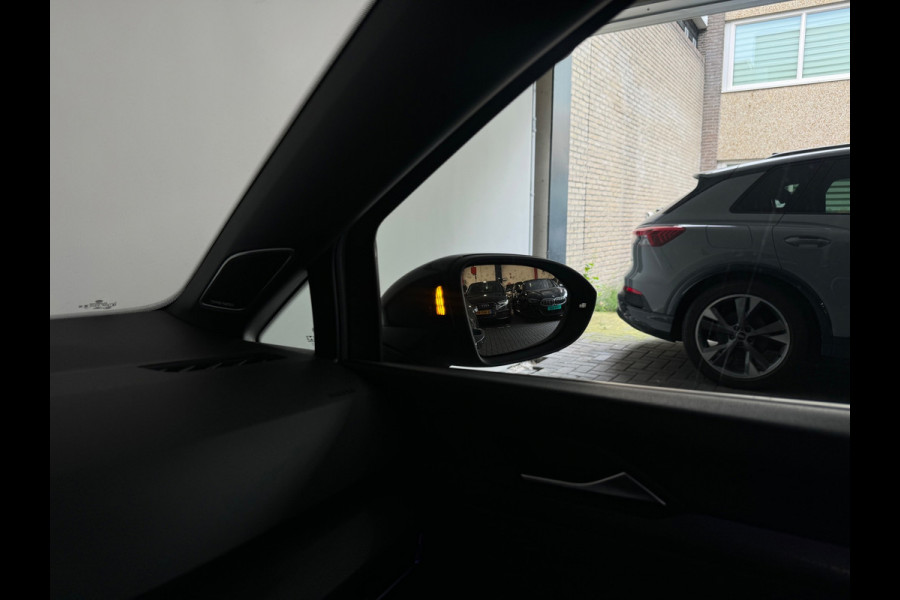 Volkswagen Golf 2.0 TSI GTI Pano|BTW|H/K|HuD|Nürburgring|Dodehoek|Camera|Keyless
