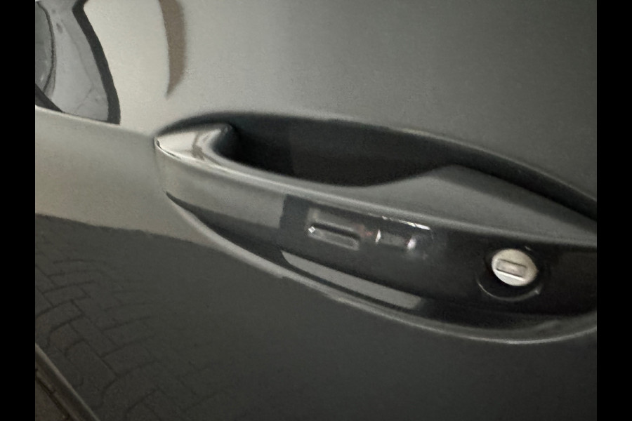 Volkswagen Golf 2.0 TSI GTI Pano|BTW|H/K|HuD|Nürburgring|Dodehoek|Camera|Keyless