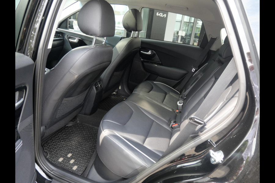 Kia e-Niro ExecutiveLine 64 kWh | SOH 94,6| Cruise | Keyless | Schuif-kanteldak | Stoelverwarming-ventilatie | JBL |
