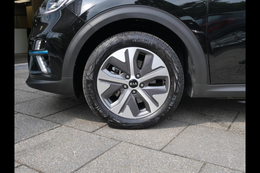 Kia e-Niro ExecutiveLine 64 kWh | SOH 94,6| Cruise | Keyless | Schuif-kanteldak | Stoelverwarming-ventilatie | JBL |