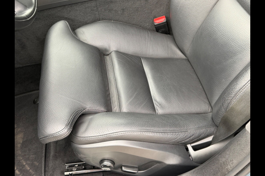 Volvo V60 2.0 B3 Momentum Advantage, leder sportinterieur, achteruitrijcamera, 19 inch, 1 e eigenaar, NL auto met nap