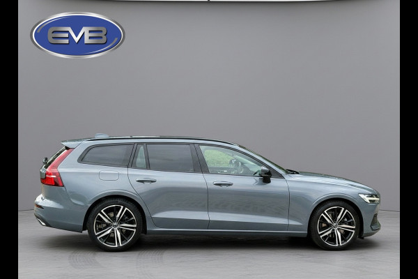 Volvo V60 2.0 B3 Momentum Advantage, leder sportinterieur, achteruitrijcamera, 19 inch, 1 e eigenaar, NL auto met nap