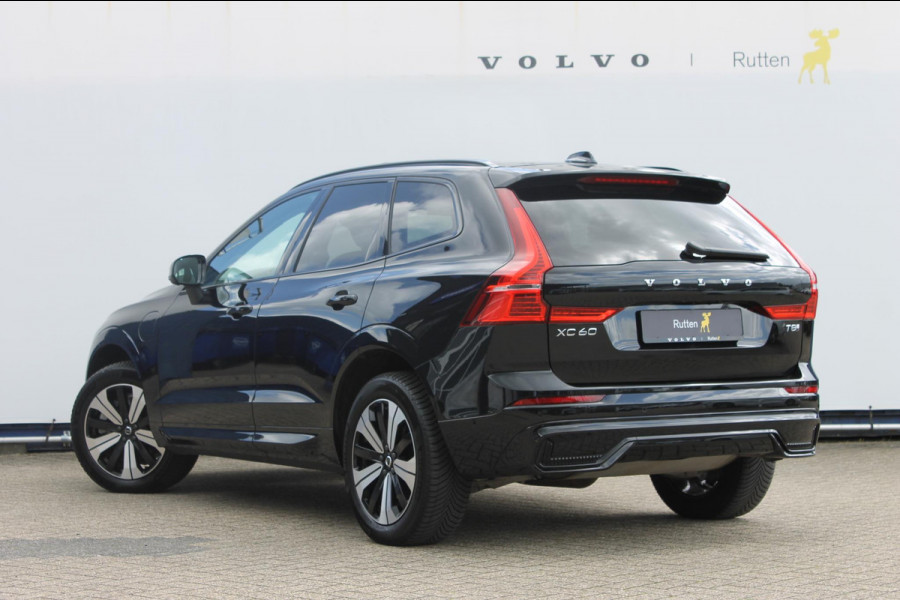 Volvo XC60 T8 455PK Automaat Plug-in hybrid AWD Plus Dark / Adaptieve Cruise control / Semi elektrisch wegklapbare trekhaak / 360 Camera / Stoel- en stuurverwarming / Panoramisch schuif-kanteldak / Elektrische achterklep / Elektrische stoelen met geheugen