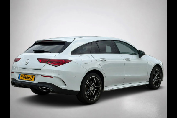 Mercedes-Benz CLA-Klasse Shooting Brake 250 e AMG Line(NL-auto,1e Eig, Dealer OnderH, Panorama, SfeerVerlichting, Verwarming, Etc)