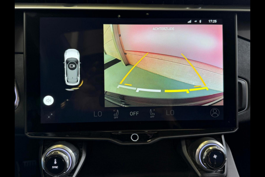 Lynk & Co 01 1.5 261PK Plug-in Hybrid,1 Jaar Bovag Garantie, Pano, 360 Camera ,Apple Carplay
