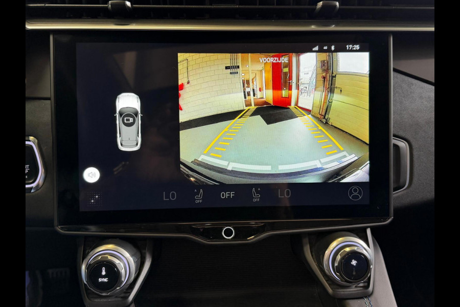 Lynk & Co 01 1.5 261PK Plug-in Hybrid,1 Jaar Bovag Garantie, Pano, 360 Camera ,Apple Carplay