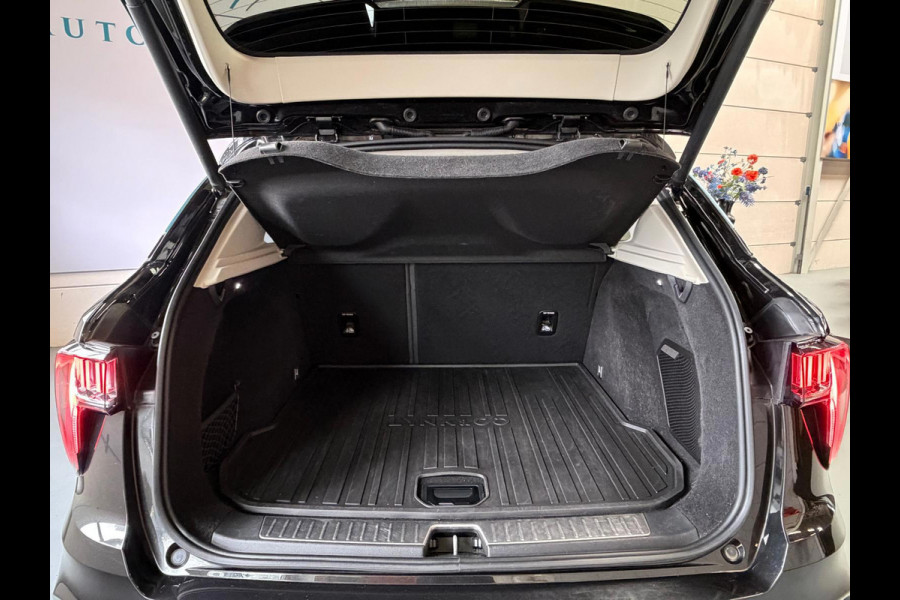 Lynk & Co 01 1.5 261PK Plug-in Hybrid,1 Jaar Bovag Garantie, Pano, 360 Camera ,Apple Carplay
