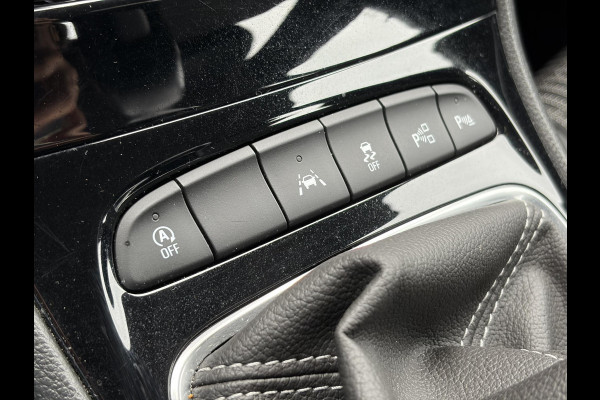 Opel Astra 1.2 Business Elegance 2e Eigenaar l Navi l Camera l Carplay l Keyless l Trekhaak l 110pk l Pdc V+A l Halfleder l 6 Bak l N.A.P l | Lm velgen l Rijstrooksensor l Apk tot 07-2027