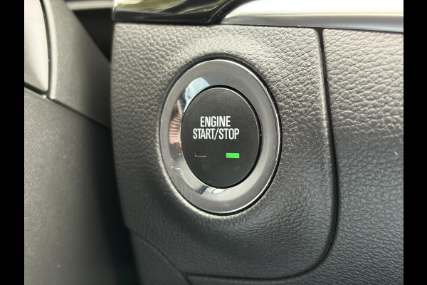 Opel Astra 1.2 Business Elegance 2e Eigenaar l Navi l Camera l Carplay l Keyless l Trekhaak l 110pk l Pdc V+A l Halfleder l 6 Bak l N.A.P l | Lm velgen l Rijstrooksensor l Apk tot 07-2027