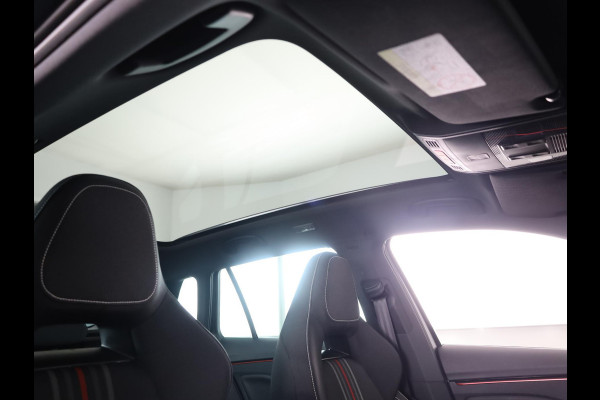 Škoda Kamiq 1.0 TSI Monte Carlo 115 pk 7 versn. DSG | Travel Assist Plus | Navigatie Pakket | Velgen: 18" lichtmetalen velgen Ursa Monte Carlo, zwart | Winter Premium & Charging
