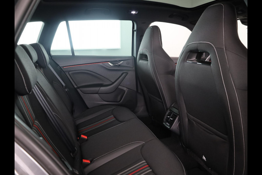 Škoda Kamiq 1.0 TSI Monte Carlo 115 pk 7 versn. DSG | Travel Assist Plus | Navigatie Pakket | Velgen: 18" lichtmetalen velgen Ursa Monte Carlo, zwart | Winter Premium & Charging
