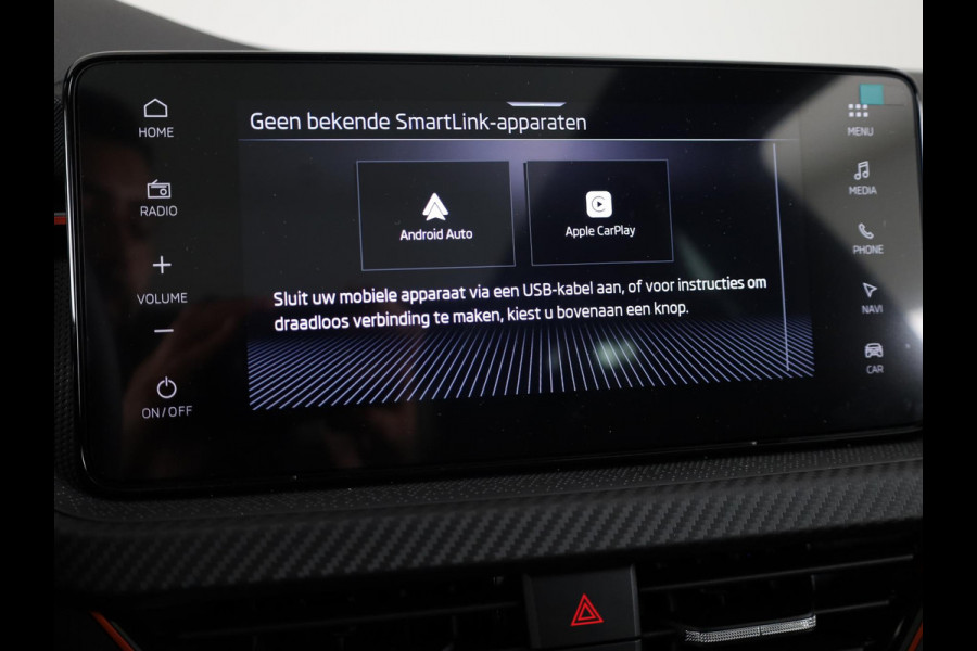 Škoda Kamiq 1.0 TSI Monte Carlo 115 pk 7 versn. DSG | Travel Assist Plus | Navigatie Pakket | Velgen: 18" lichtmetalen velgen Ursa Monte Carlo, zwart | Winter Premium & Charging