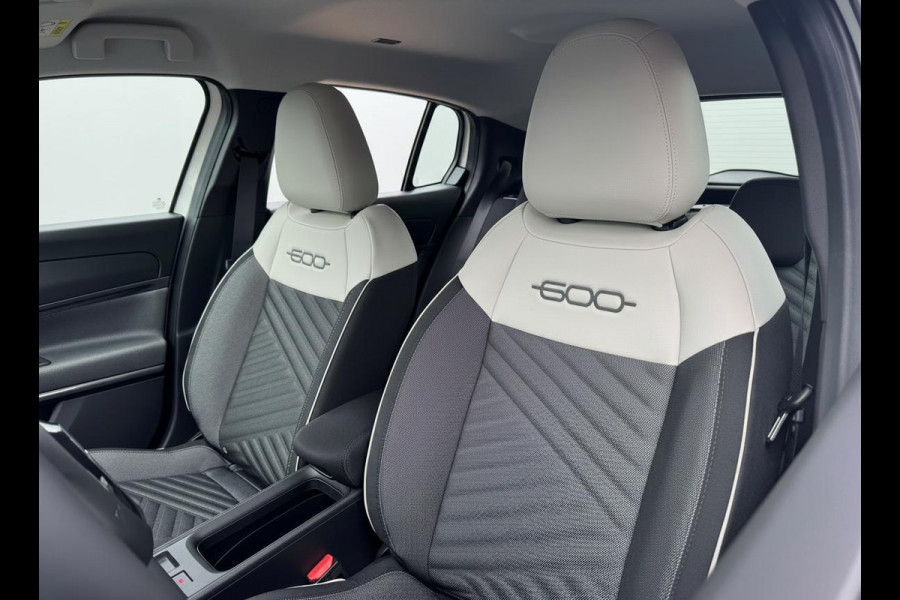 Fiat 600 1.2 Hybrid Icon | Automaat | Apple Carplay | Prijs is rijklaar