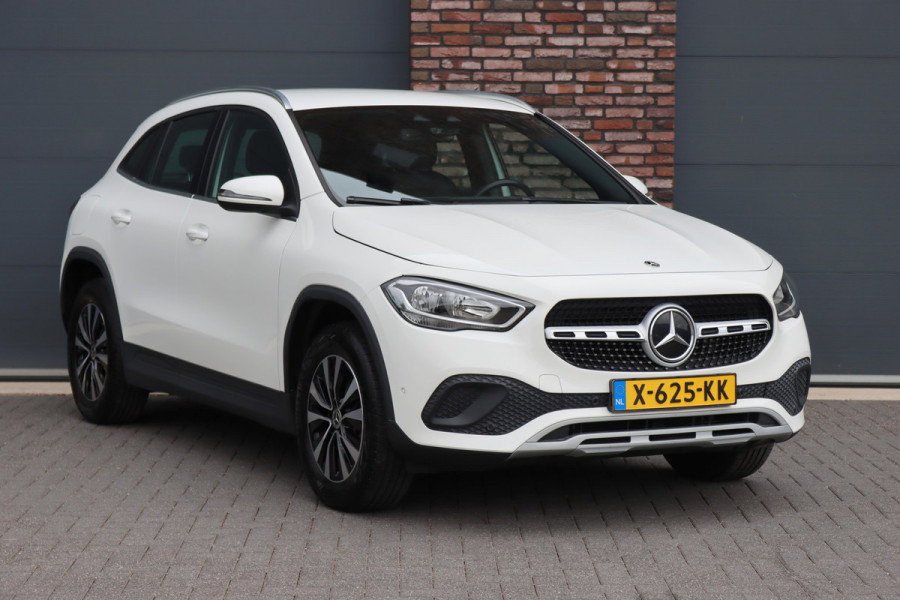 Mercedes-Benz GLA 250 e Luxury Line | Augmented Reality | Stoelverwarming | Widescreen | Zitcomfortpakket | Cruise Control | Camera | Apple Carplay/Android Auto |