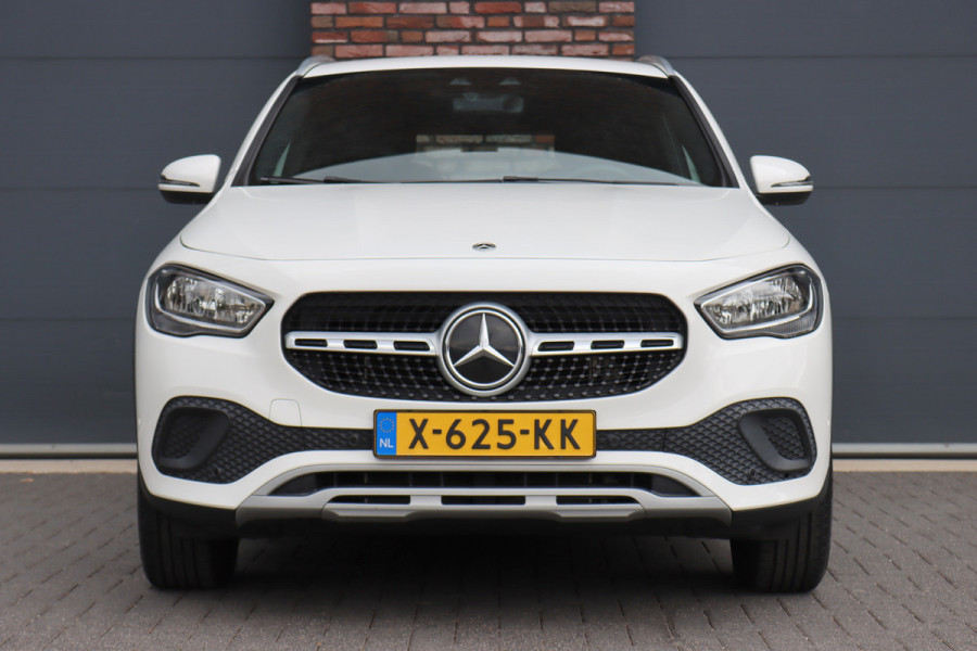 Mercedes-Benz GLA 250 e Luxury Line | Augmented Reality | Stoelverwarming | Widescreen | Zitcomfortpakket | Cruise Control | Camera | Apple Carplay/Android Auto |