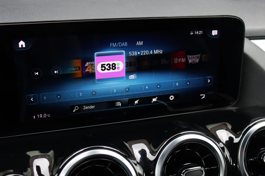 Mercedes-Benz GLA 250 e Luxury Line | Augmented Reality | Stoelverwarming | Widescreen | Zitcomfortpakket | Cruise Control | Camera | Apple Carplay/Android Auto |