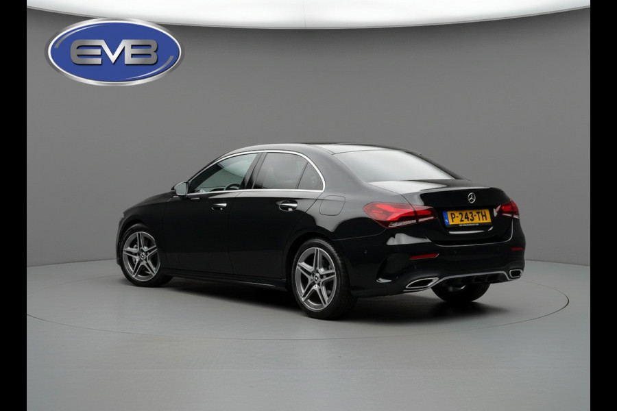 Mercedes-Benz A-Klasse 200 Business Solution AMG styling, burmester, achteruitrijcamera, sfeerverlichting, stoelverwarming,