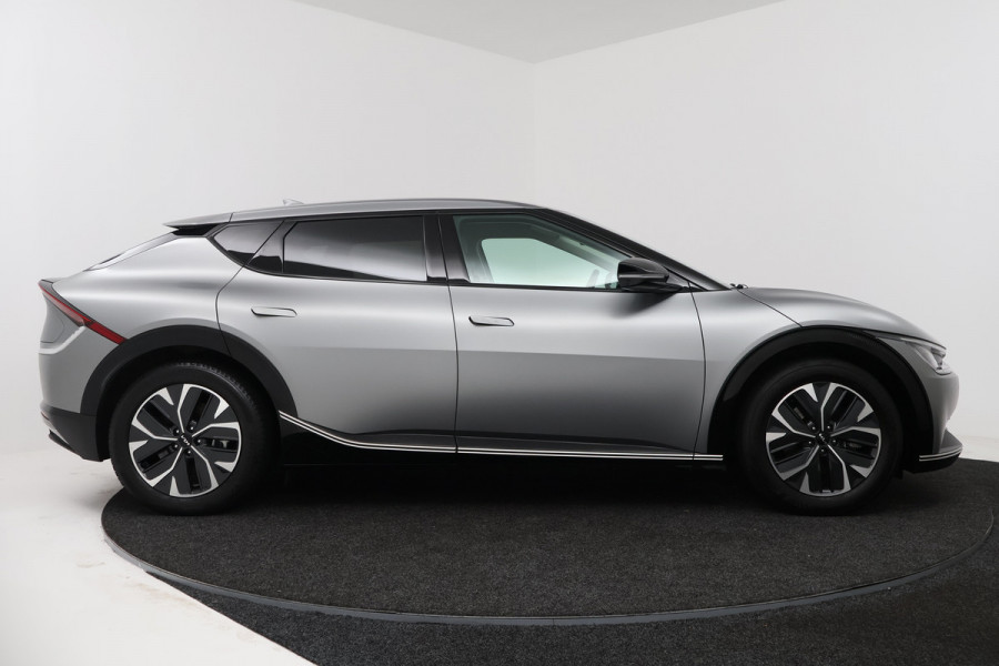 Kia Ev6 Plus 77.4 kWh (TREKHAAK, SOH 94,2%, STOEL-/STUURVERWARMING, STOELKOELING, MERDIAN SURROUND, 1e EIGENAAR, CAMERA)