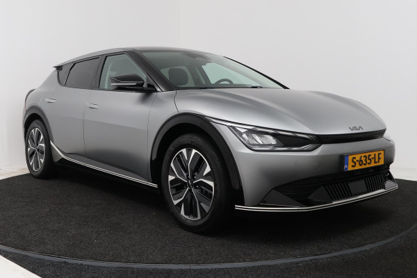 Kia Ev6 Plus 77.4 kWh (TREKHAAK, SOH 94,2%, STOEL-/STUURVERWARMING, STOELKOELING, MERDIAN SURROUND, 1e EIGENAAR, CAMERA)