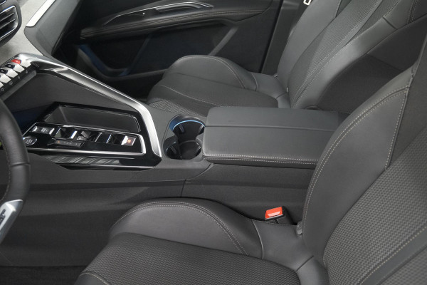 Peugeot 3008 PureTech 130 EAT8 GT | Adaptieve Cruise Control | Camera | Navigatie | Apple Carplay