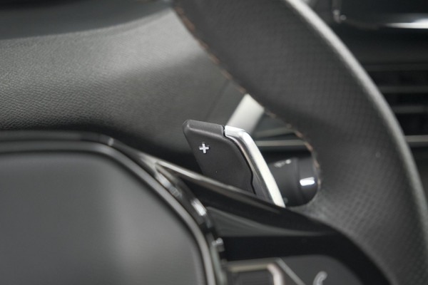 Peugeot 3008 PureTech 130 EAT8 GT | Adaptieve Cruise Control | Camera | Navigatie | Apple Carplay