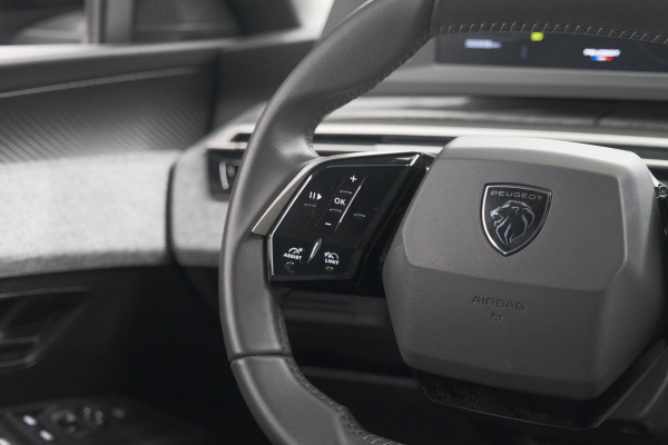 Peugeot 5008 1.2 Hybrid 136 Allure 7p | Camera | Apple CarPlay | Airco Separaat Achter | Keyless Entry