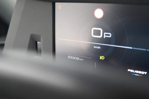 Peugeot 5008 1.2 Hybrid 136 Allure 7p | Camera | Apple CarPlay | Airco Separaat Achter | Keyless Entry