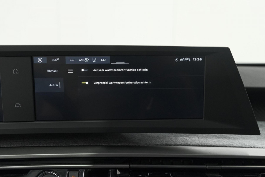 Peugeot 5008 1.2 Hybrid 136 Allure 7p | Camera | Apple CarPlay | Airco Separaat Achter | Keyless Entry