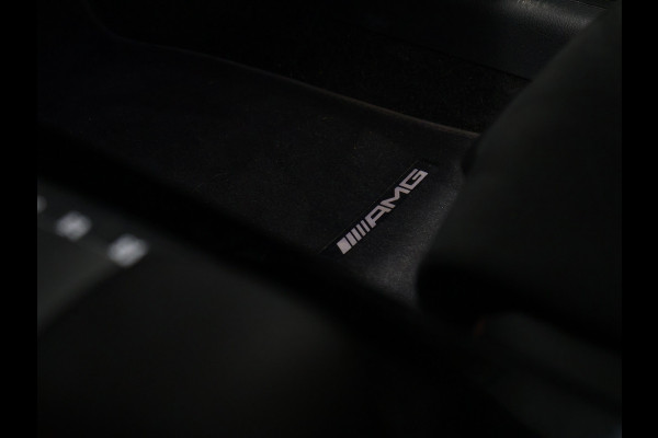 Mercedes-Benz CLA-Klasse 200 Business Solution AMG [SCHUIFKANTELDAK, AMG PAKKET, APPLE CARPLAY, ANDROID, WIDESCREEN COCKPIT, STOELVERWARMING, CAMERA, SFEERVERLICHTING, MULTIBEAM LED, PDC V+A, CRUISE CONTROL, NAVIGATIE, KEYLESS, CLIMATE CONTRO