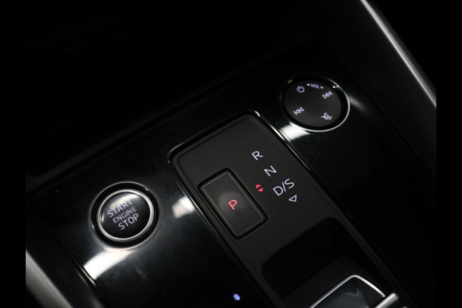 Audi A3 Limousine 35 TFSI Business edition [ADAPTIVE CRUISE, APPLE CARPLAY, TREKHAAK AFNEEMBAAR, ANDROID, VIRTUAL COCKPIT, FULL LED, GROOT NAVIGATIE, DRAADLOOS OPLADEN, SPORTSTOELEN, SPORTONDERSTEL, LANE ASSIST, PDC ACHTER, CLIMATE CO
