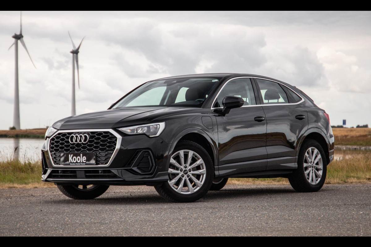 Audi Q3 Sportback 45 TFSI e Edition CRUISE CONTROLE / CARPLAY / DEALER ONDERHOUDEN / AUTOMAAT