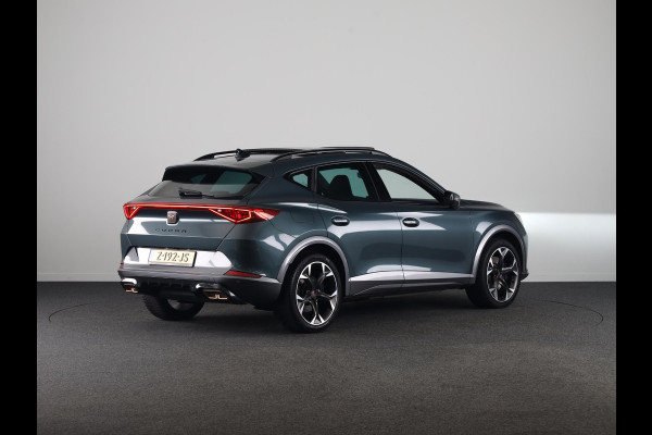 CUPRA Formentor 1.4 e-Hybrid VZ Performance 245pk | SOH 94,9% | Panoramadak | 19 inch Lichtmetalen velgen | Dode hoek detectie | Adaptieve cruise controle