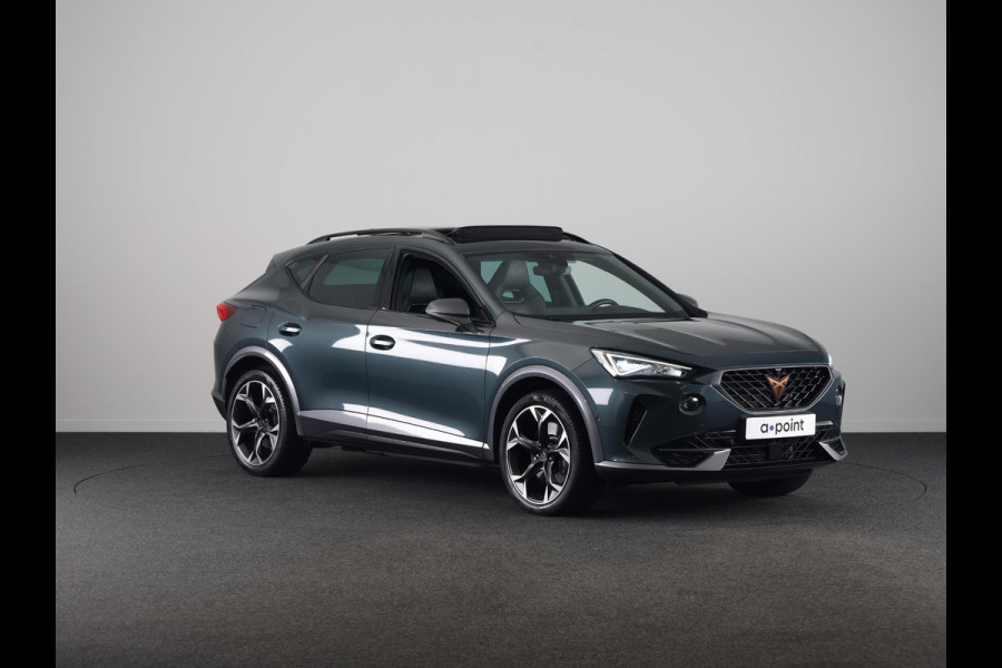 CUPRA Formentor 1.4 e-Hybrid VZ Performance 245pk | SOH 94,9% | Panoramadak | 19 inch Lichtmetalen velgen | Dode hoek detectie | Adaptieve cruise controle