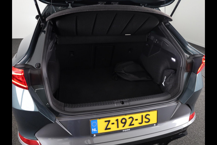 CUPRA Formentor 1.4 e-Hybrid VZ Performance 245pk | SOH 94,9% | Panoramadak | 19 inch Lichtmetalen velgen | Dode hoek detectie | Adaptieve cruise controle