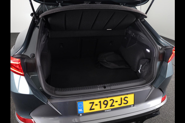 CUPRA Formentor 1.4 e-Hybrid VZ Performance 245pk | SOH 94,9% | Panoramadak | 19 inch Lichtmetalen velgen | Dode hoek detectie | Adaptieve cruise controle