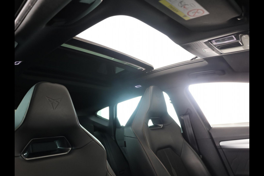 CUPRA Formentor 1.4 e-Hybrid VZ Performance 245pk | SOH 94,9% | Panoramadak | 19 inch Lichtmetalen velgen | Dode hoek detectie | Adaptieve cruise controle
