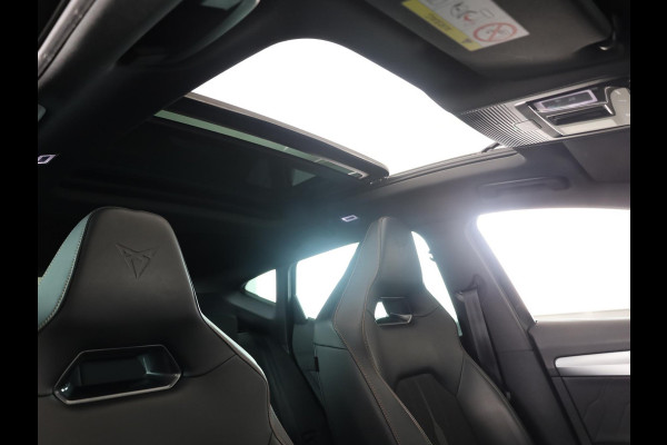 CUPRA Formentor 1.4 e-Hybrid VZ Performance 245pk | SOH 94,9% | Panoramadak | 19 inch Lichtmetalen velgen | Dode hoek detectie | Adaptieve cruise controle