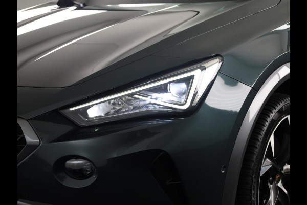 CUPRA Formentor 1.4 e-Hybrid VZ Performance 245pk | SOH 94,9% | Panoramadak | 19 inch Lichtmetalen velgen | Dode hoek detectie | Adaptieve cruise controle
