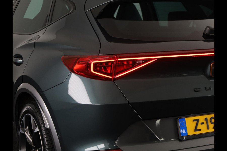CUPRA Formentor 1.4 e-Hybrid VZ Performance 245pk | SOH 94,9% | Panoramadak | 19 inch Lichtmetalen velgen | Dode hoek detectie | Adaptieve cruise controle