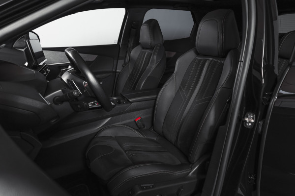Peugeot 3008 1.2 PureTech Blue Lease GT 131 PK | black pakket | S/K-Panodak | Dig. Cockpit | Adapt. Cruise | Stoelverw. | PDC | Camera | NAV + App. Connect | ECC | Elek. Klep | LM 19" |