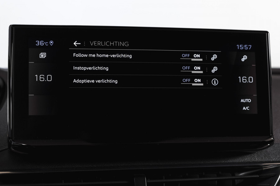 Peugeot 3008 1.2 PureTech Blue Lease GT 131 PK | black pakket | S/K-Panodak | Dig. Cockpit | Adapt. Cruise | Stoelverw. | PDC | Camera | NAV + App. Connect | ECC | Elek. Klep | LM 19" |