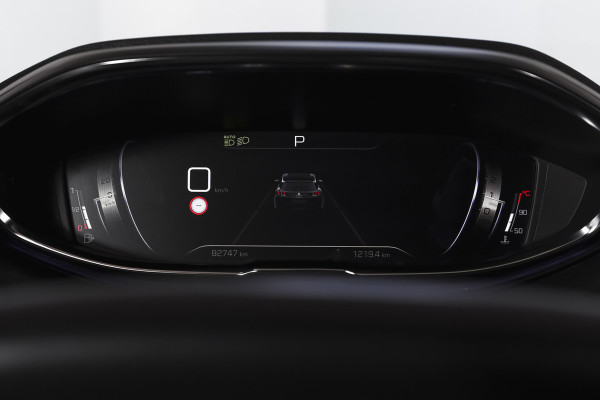Peugeot 3008 1.2 PureTech Blue Lease GT 131 PK | black pakket | S/K-Panodak | Dig. Cockpit | Adapt. Cruise | Stoelverw. | PDC | Camera | NAV + App. Connect | ECC | Elek. Klep | LM 19" |