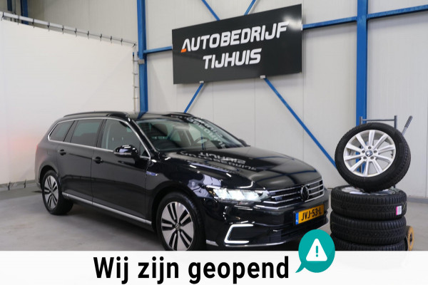 Volkswagen Passat Variant 1.4 TSI PHEV GTE Business - SOH 99% Cruise, Camera, Camera, Massage stoelen