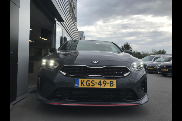 Kia ProCeed 1.6 GT Panoramadak / verwarmde voorruit 204pk